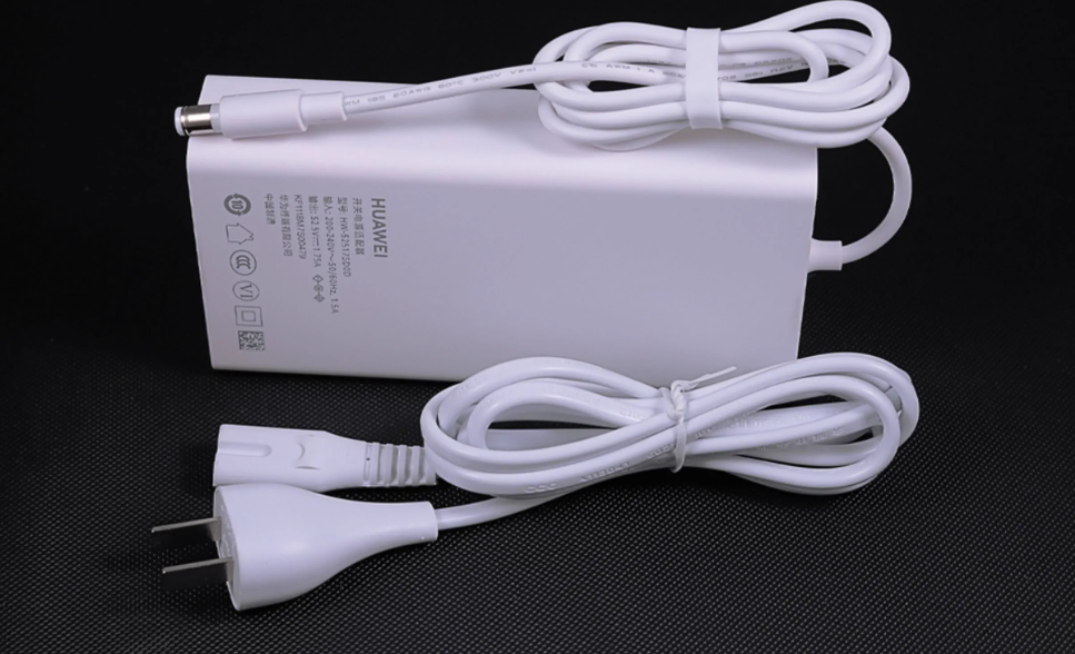 *Brand NEW* HUAWEI HW-525175D0D 52.5V 1.75A AC ADAPTRE Power Supply