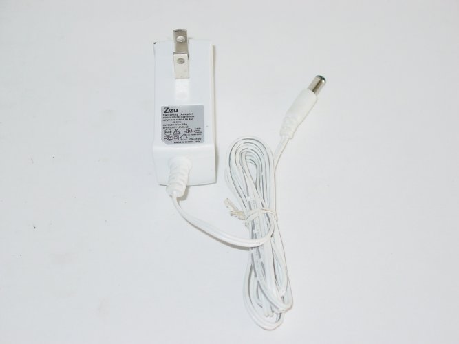 *Brand NEW* Zzu ZZU1001-080090-2A 9V 0.8A AC Power Adapter - Click Image to Close