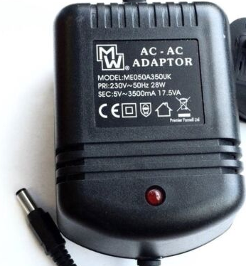 NEW ORIGINAL 5V 3.5A MW ME050A350UK AC ADAPTER